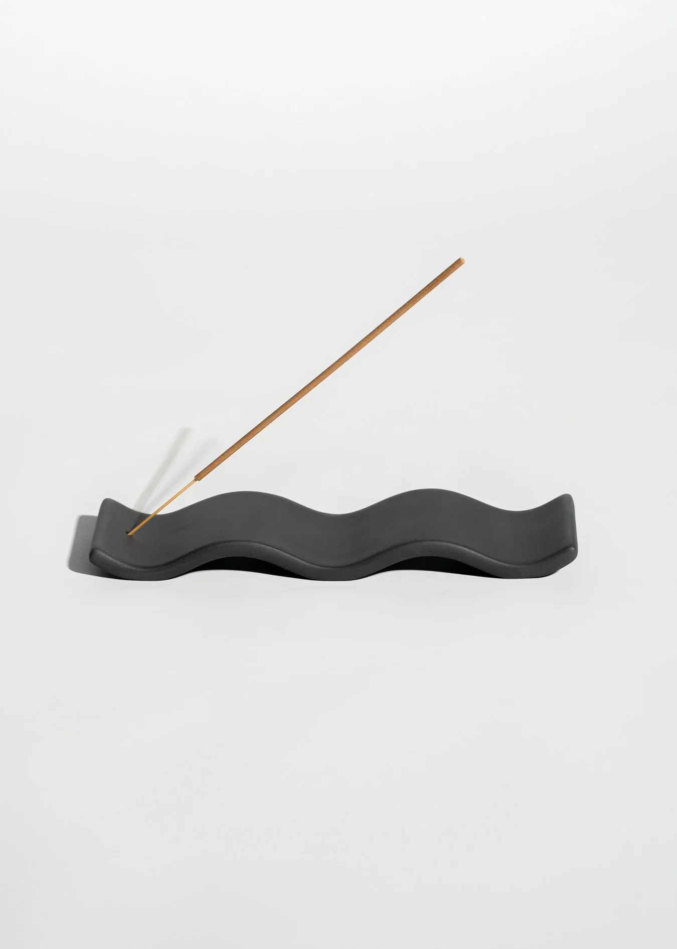 CERAMIC INCENSE HOLDER | BLACK